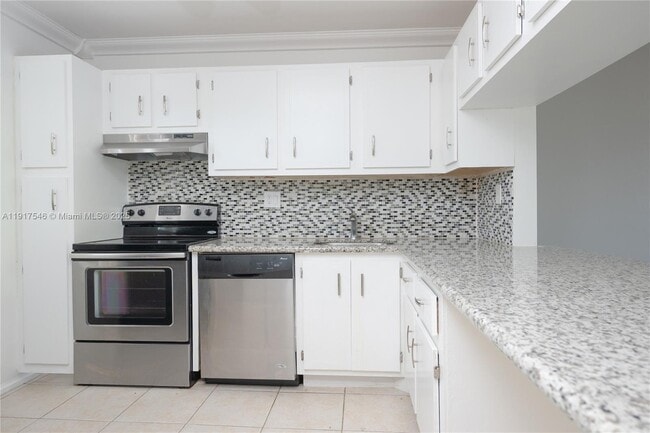 Primary Photo - 8330 Sands Point Blvd