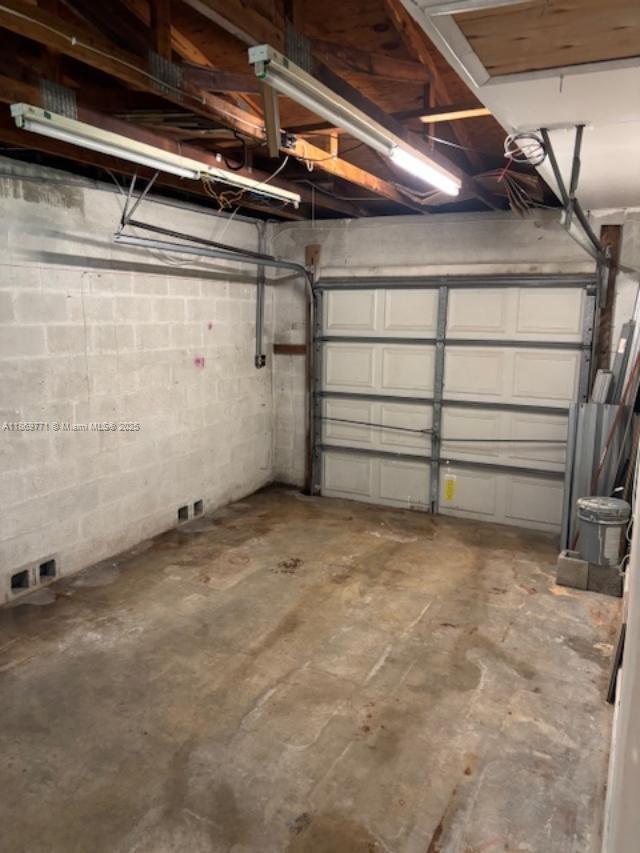 Building Photo - 7352 SW 134th Pl