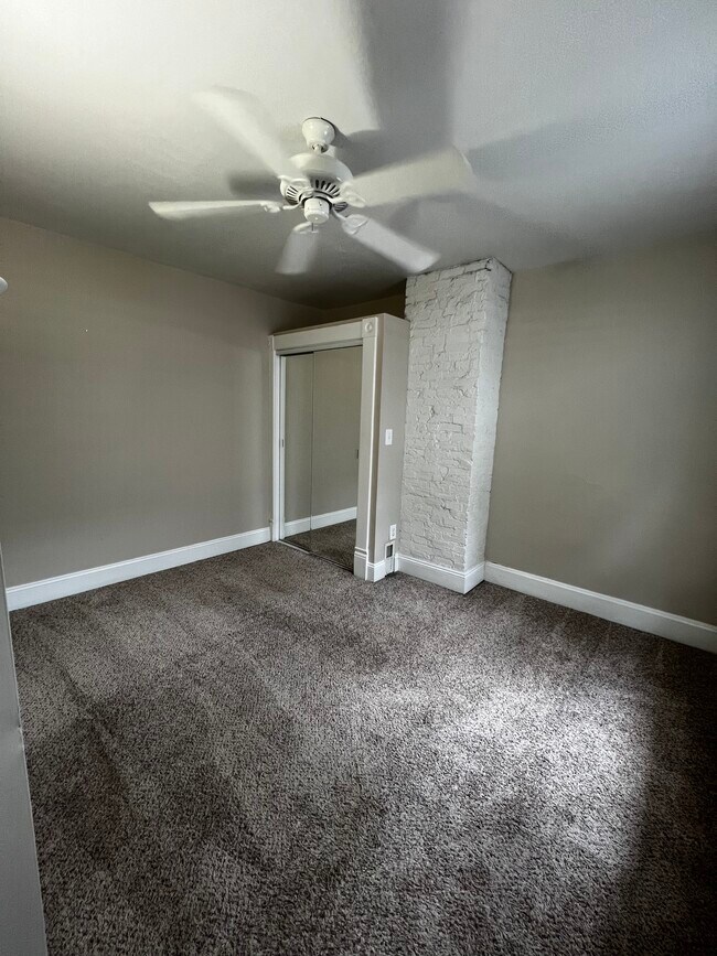 Bedroom 2 - 461 E Beck St