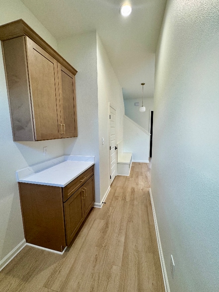 Building Photo - 3010 N Main St