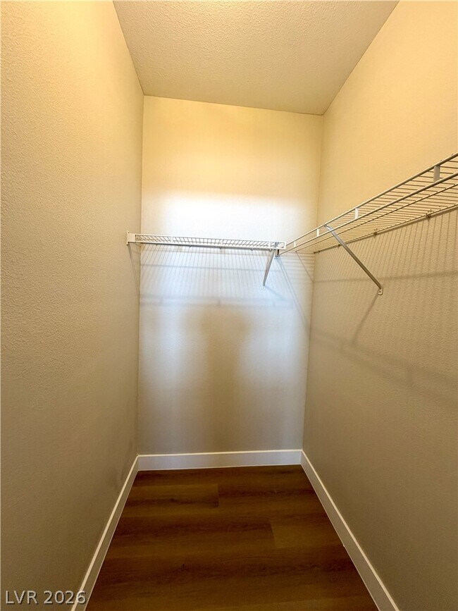 Building Photo - 8000 W Badura Ave