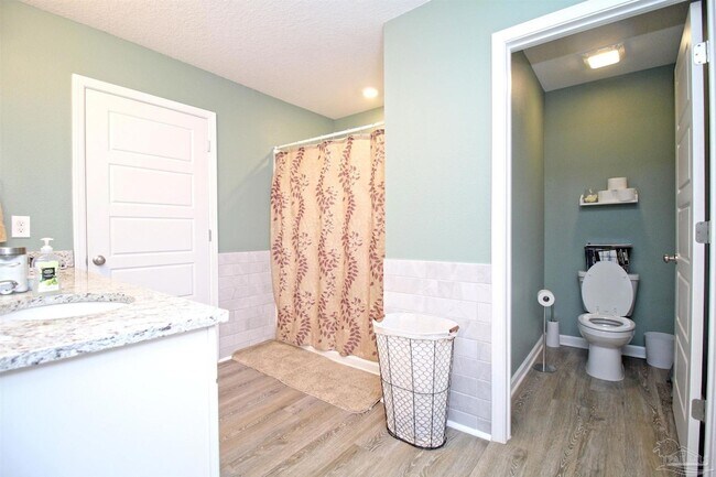 Building Photo - 6376 Burrow Ln