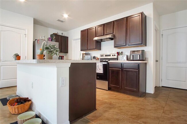Building Photo - 1739 Post Oak Dr