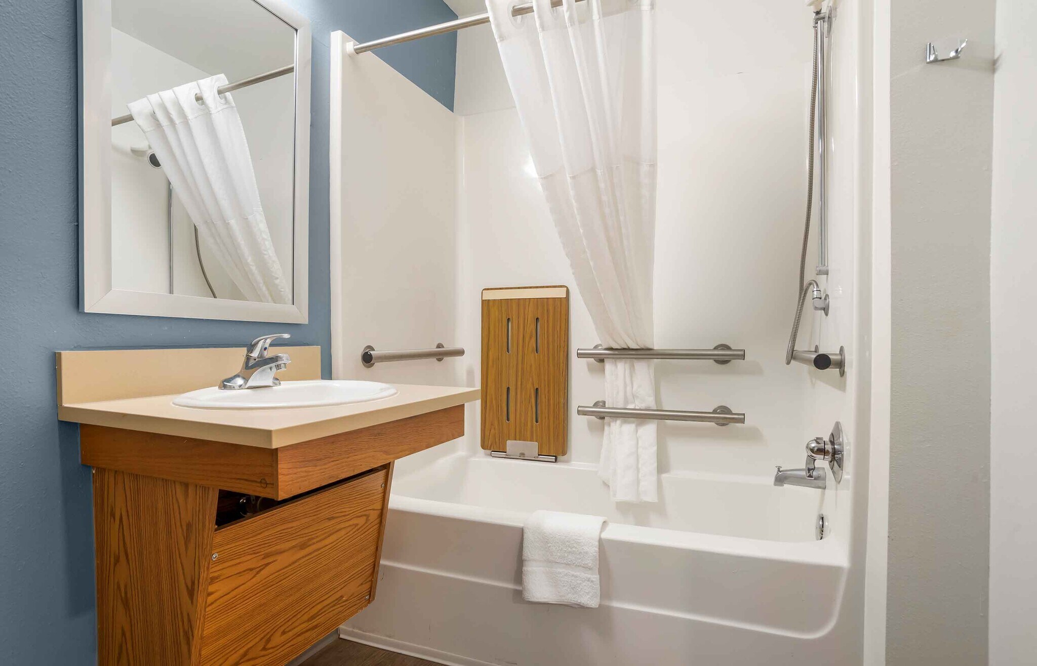 Building Photo - Furnished Studio-Tallahassee - Northwest