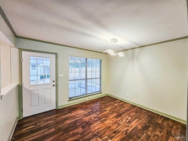Building Photo - 4607 Lennox Pl