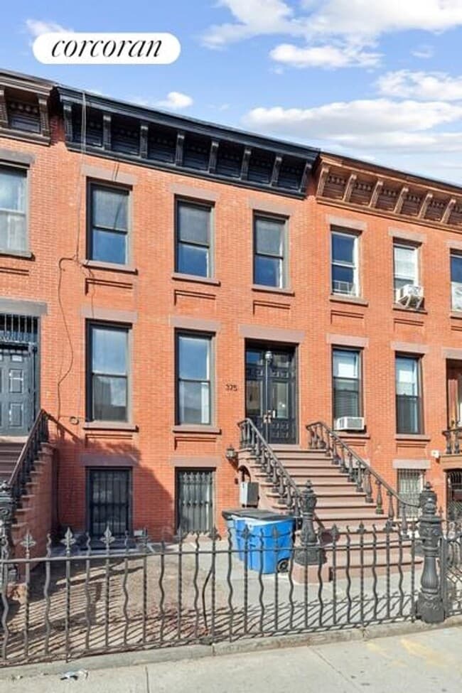 Building Photo - 375 Herkimer St