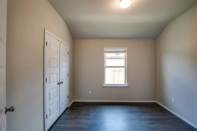 Building Photo - 261 Horsemint Way