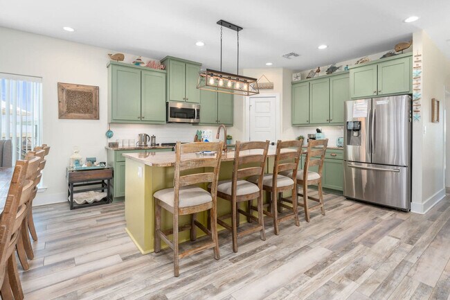 Building Photo - 456 Paradise Pointe Dr