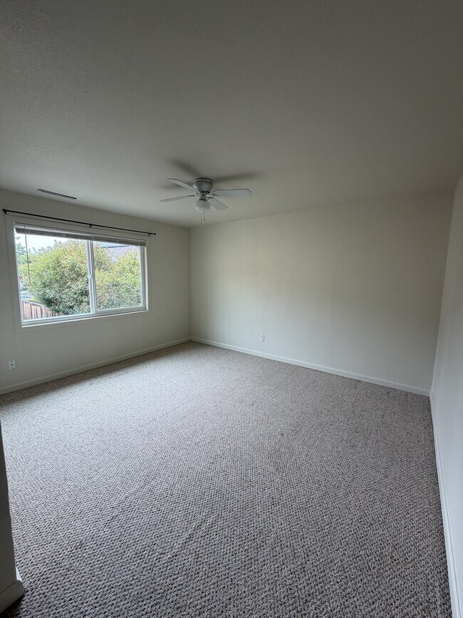 Building Photo - 506 Sonoma Ave
