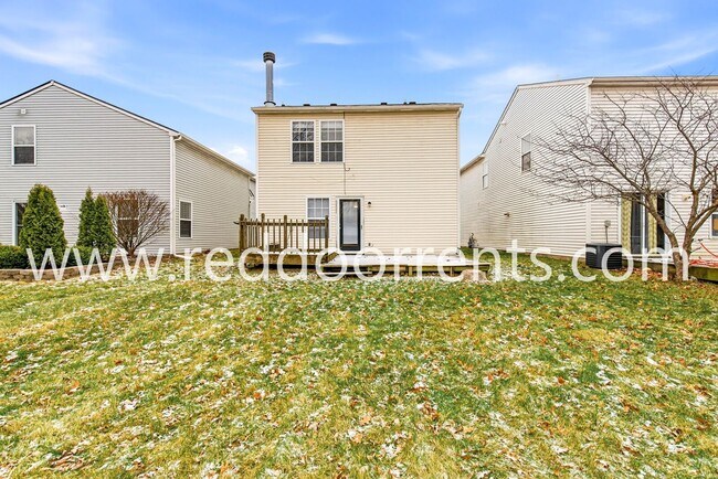 Building Photo - Modern Living in Greenfield