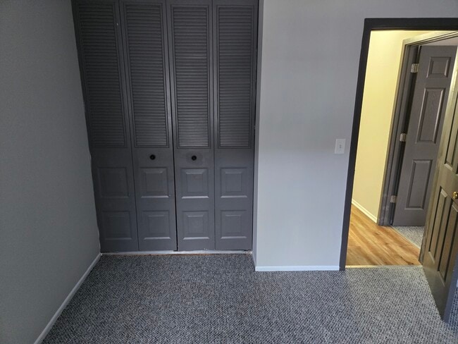 Building Photo - 8655 1/2 W Foster Ave