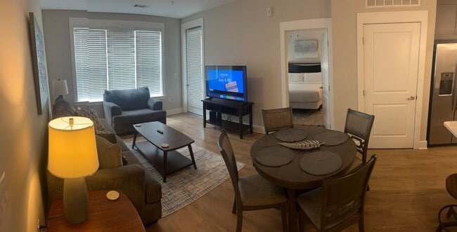 Building Photo - 6408 Providence Farm Ln