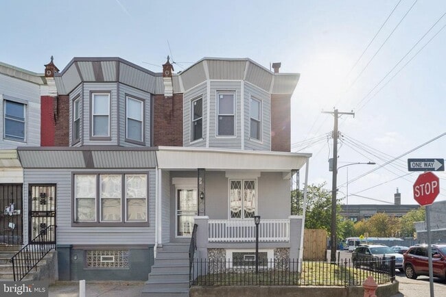 Building Photo - 1200 S Ruby St