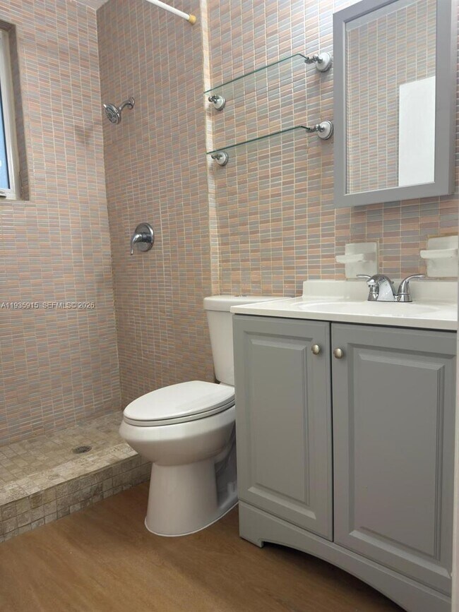 Building Photo - 740 Michigan Ave