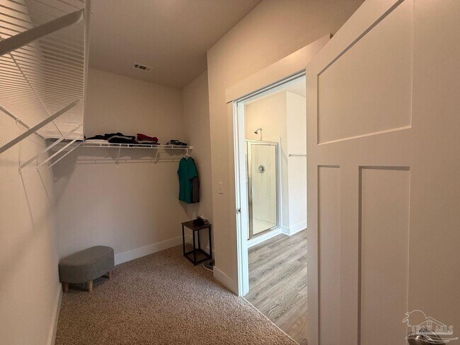 Building Photo - 5978 Forest Bay Ave