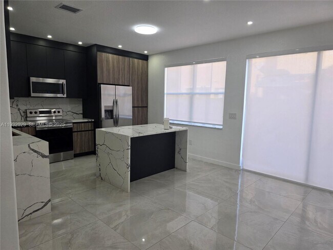 Building Photo - 16643 SW 80th Terrace