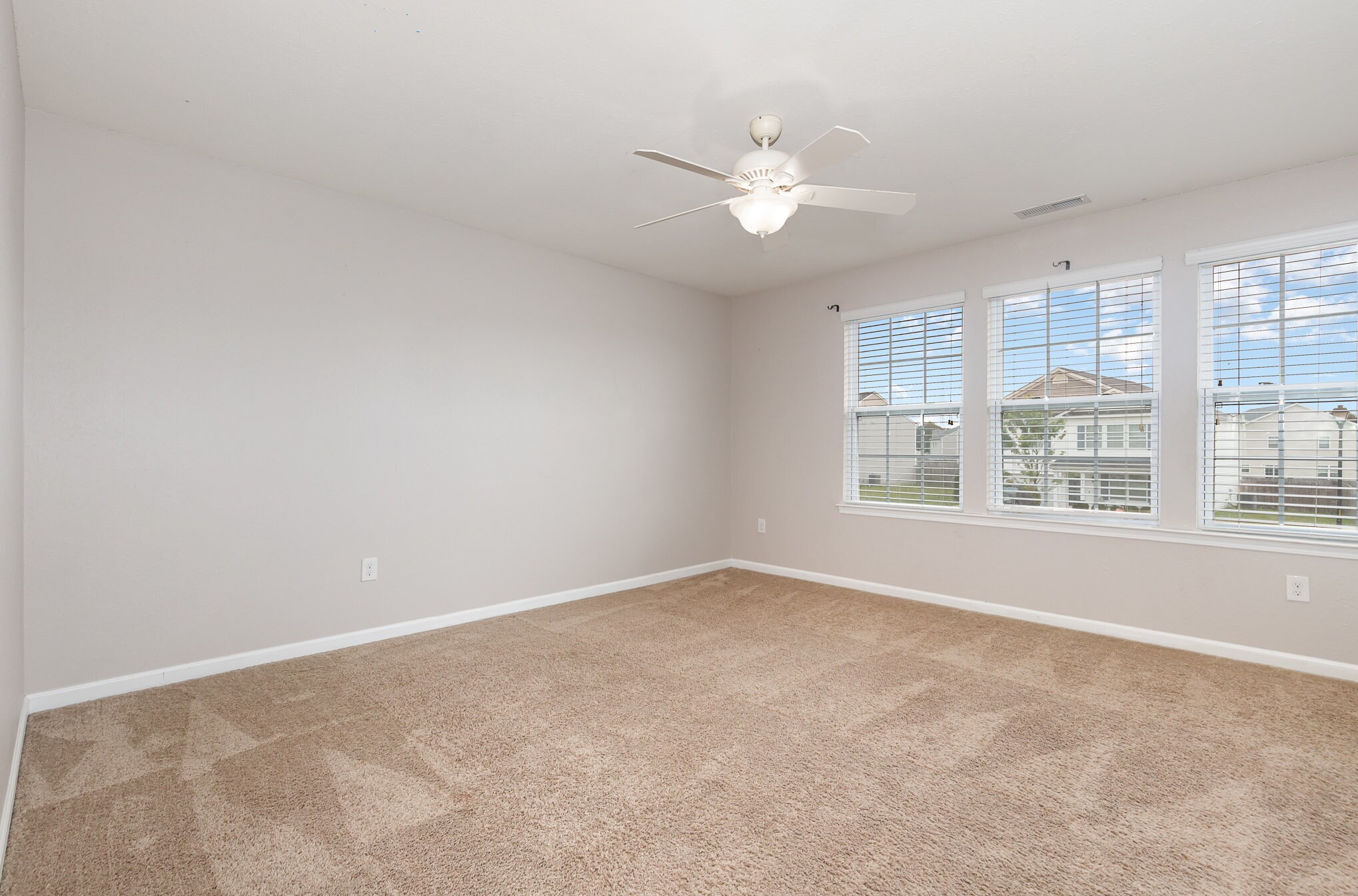 Building Photo - 486 Botanical Ct