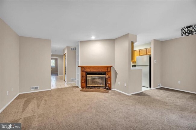 Building Photo - 604B Cypress Point Cir