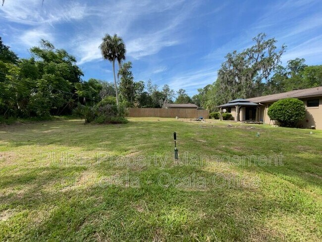 Building Photo - 4211 SW 6th Ave