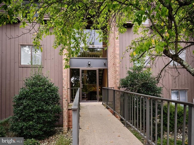 Primary Photo - 22 Hermitage Dr