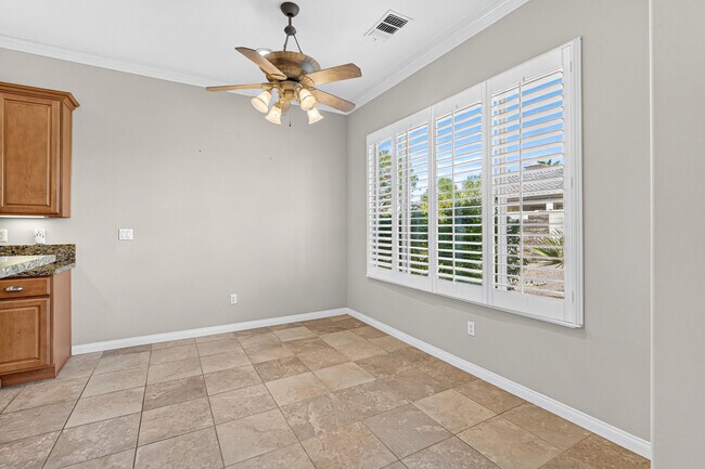 Building Photo - 40139 Calle Mandrina