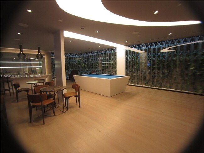 Building Photo - 1000 Brickell Plaza