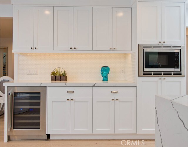 Building Photo - 16449 Tudor Dr