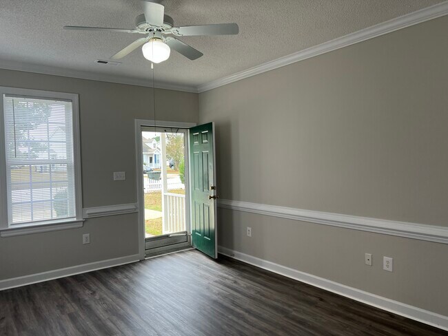 Building Photo - 3308 Whitlock Dr N