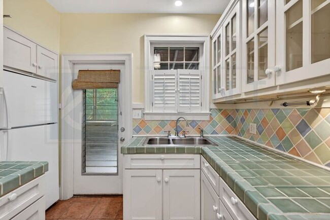 Building Photo - Find Your Home in Cayce