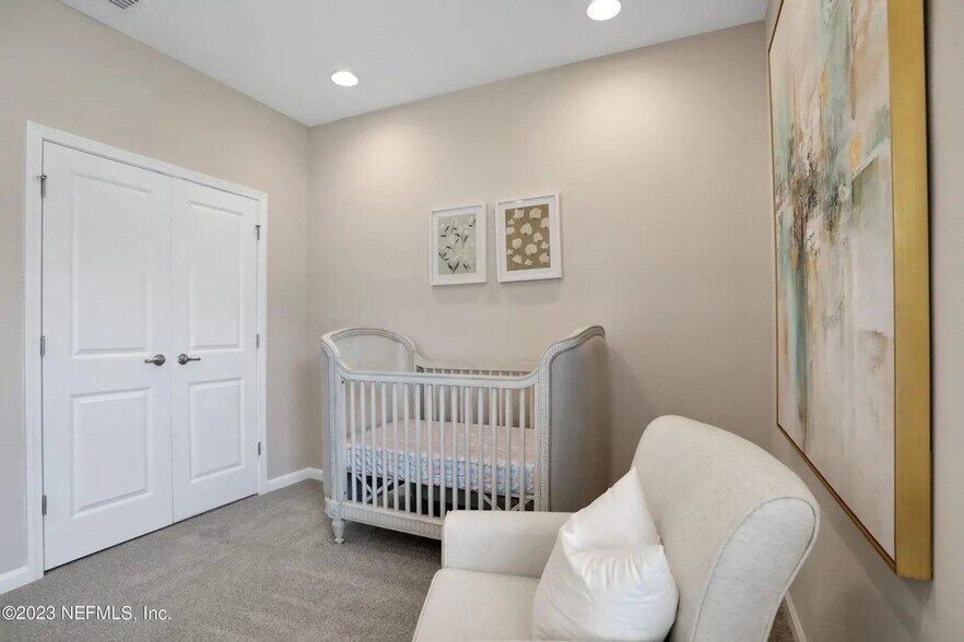 Building Photo - 580 Silver Landing Dr