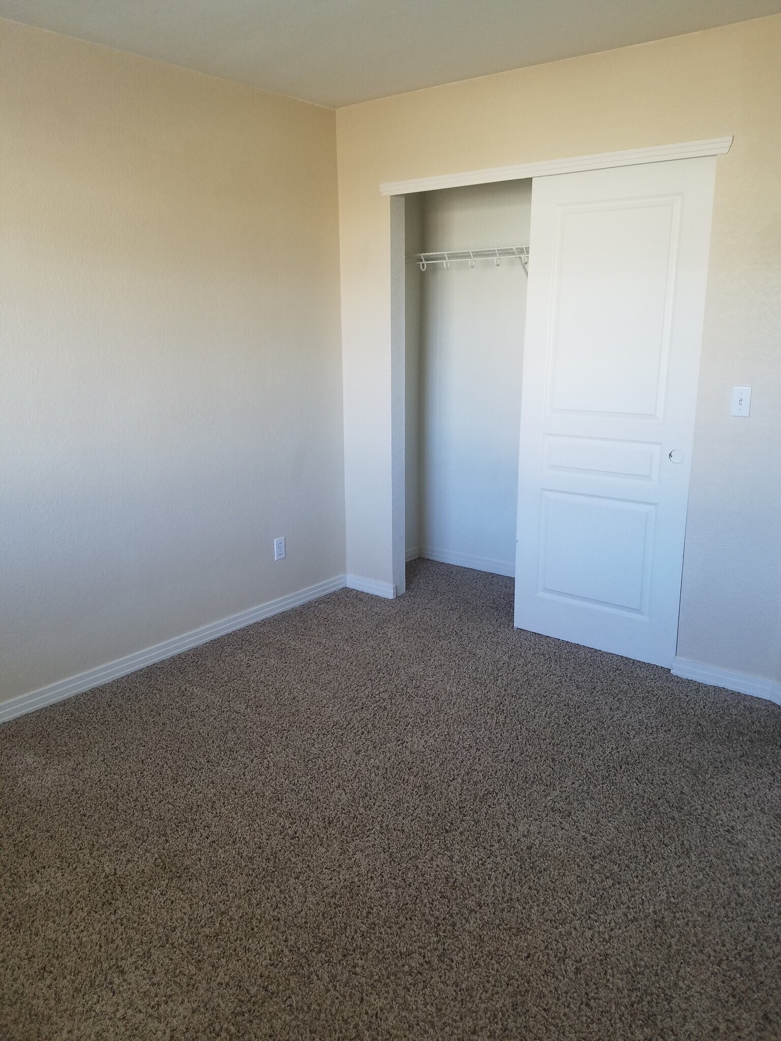 bedroom 1 with closet - 695 S Depew St