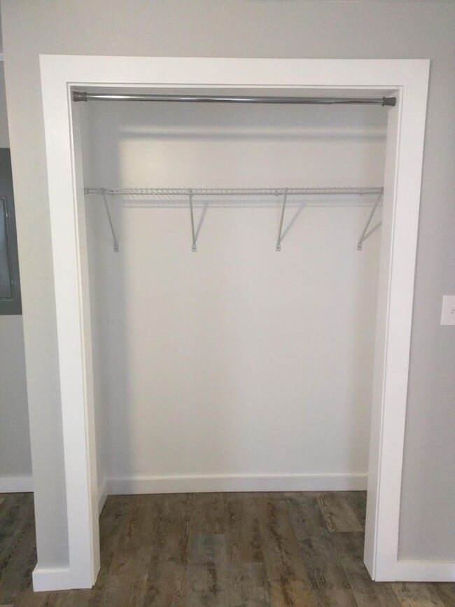 Building Photo - 9 Heatherly Dr