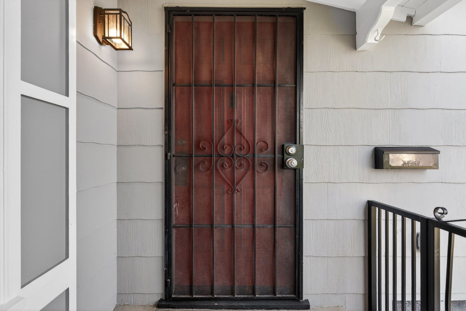 Building Photo - 242 Claremont Ave