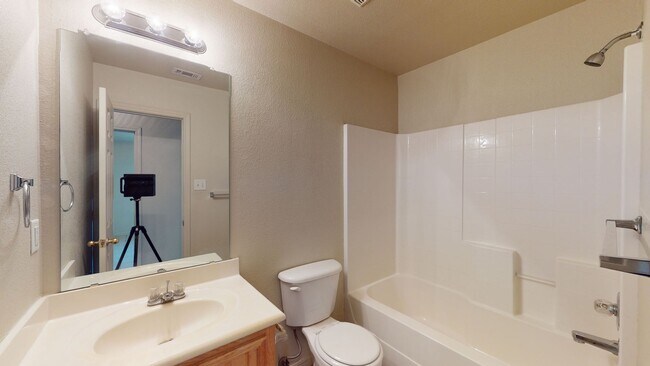 Building Photo - Free April Rent + Price Improvement $1,350!