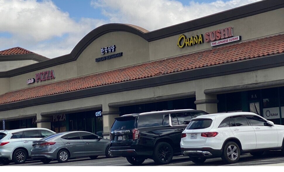 Building Photo - 200 E Alessandro Blvd