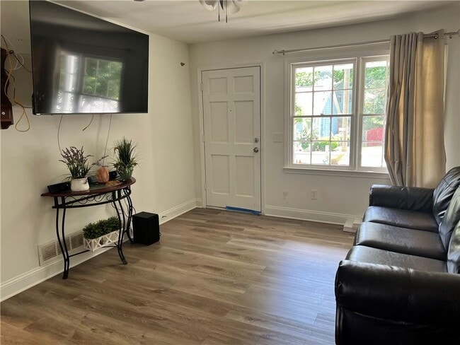 Building Photo - 4648 Candlewyck Way