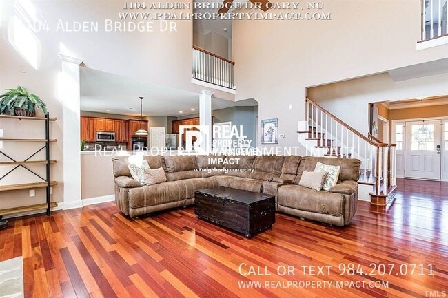 Building Photo - 1104 Alden Bridge Dr