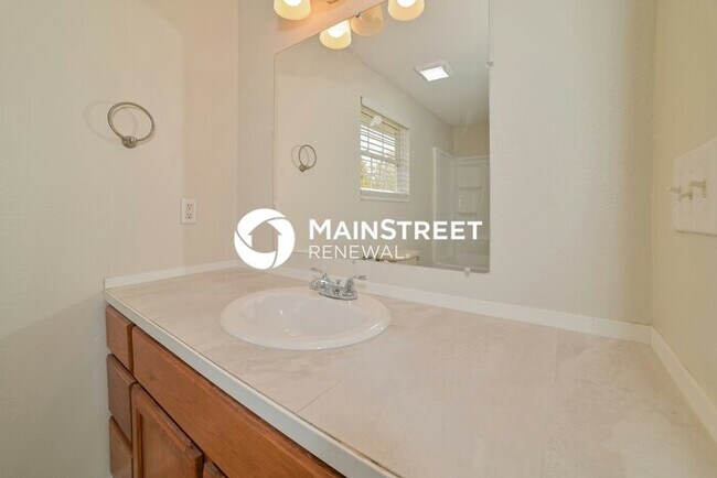 Building Photo - 3 Bedroom Pet-Friendly Home in LA FOLLETTE...