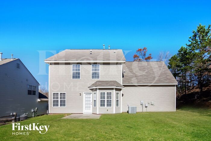 Building Photo - 634 Longacre Dr