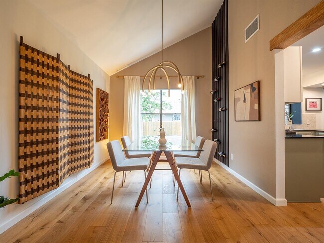 Building Photo - 5727 Abilene Trl