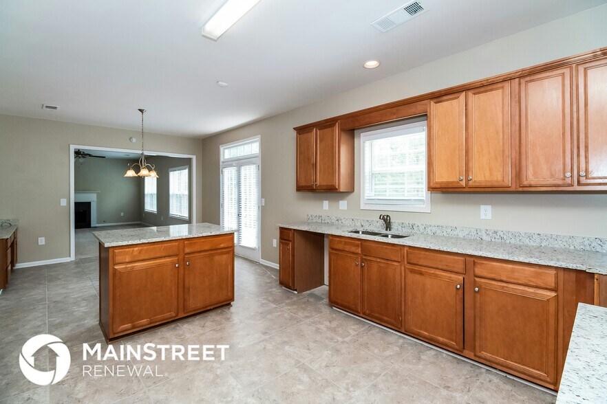 Building Photo - 2905 Hollow Trace Holw