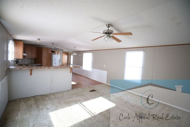 Building Photo - 3 bed / 2 bath mobile home - Nettleton
