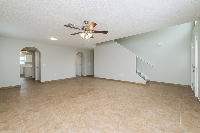 Building Photo - 12627 Lake Vista Dr