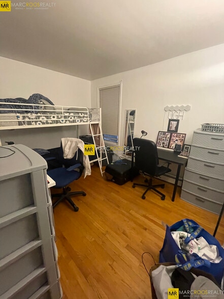 Building Photo - 824 Huntington Ave