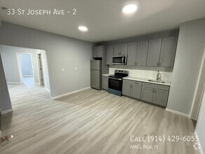 Building Photo - 33 St Joseph Ave