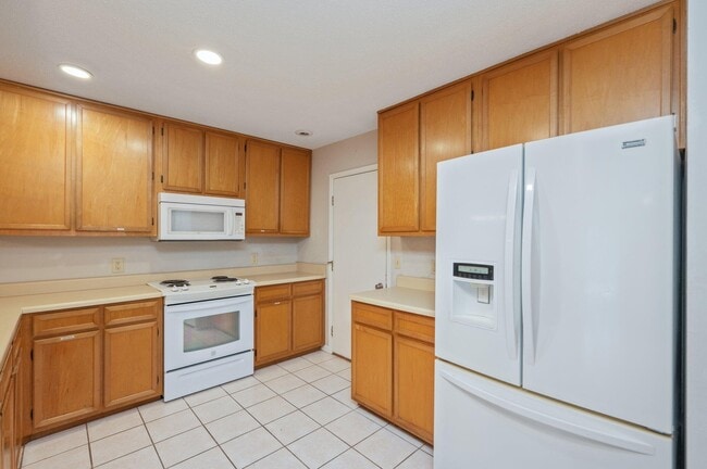 Building Photo - 96 Catamaran Ln