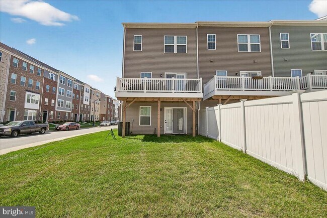 Building Photo - 16224 Bright Star Wy