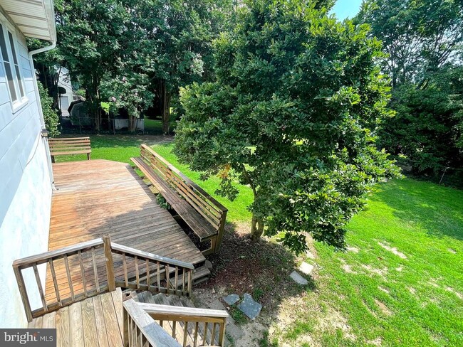 Building Photo - 40865 Spring House Ln