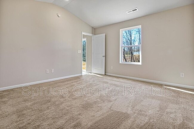 Building Photo - 2203 Lagganmore Dr