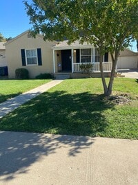 Building Photo - 3 bedroom 2 bath home in Merced